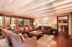 Fasching Haus Unit 9 & 10, 6 Bedroom, 6 BTH Condo, 2 Blocks to Downtown Aspen